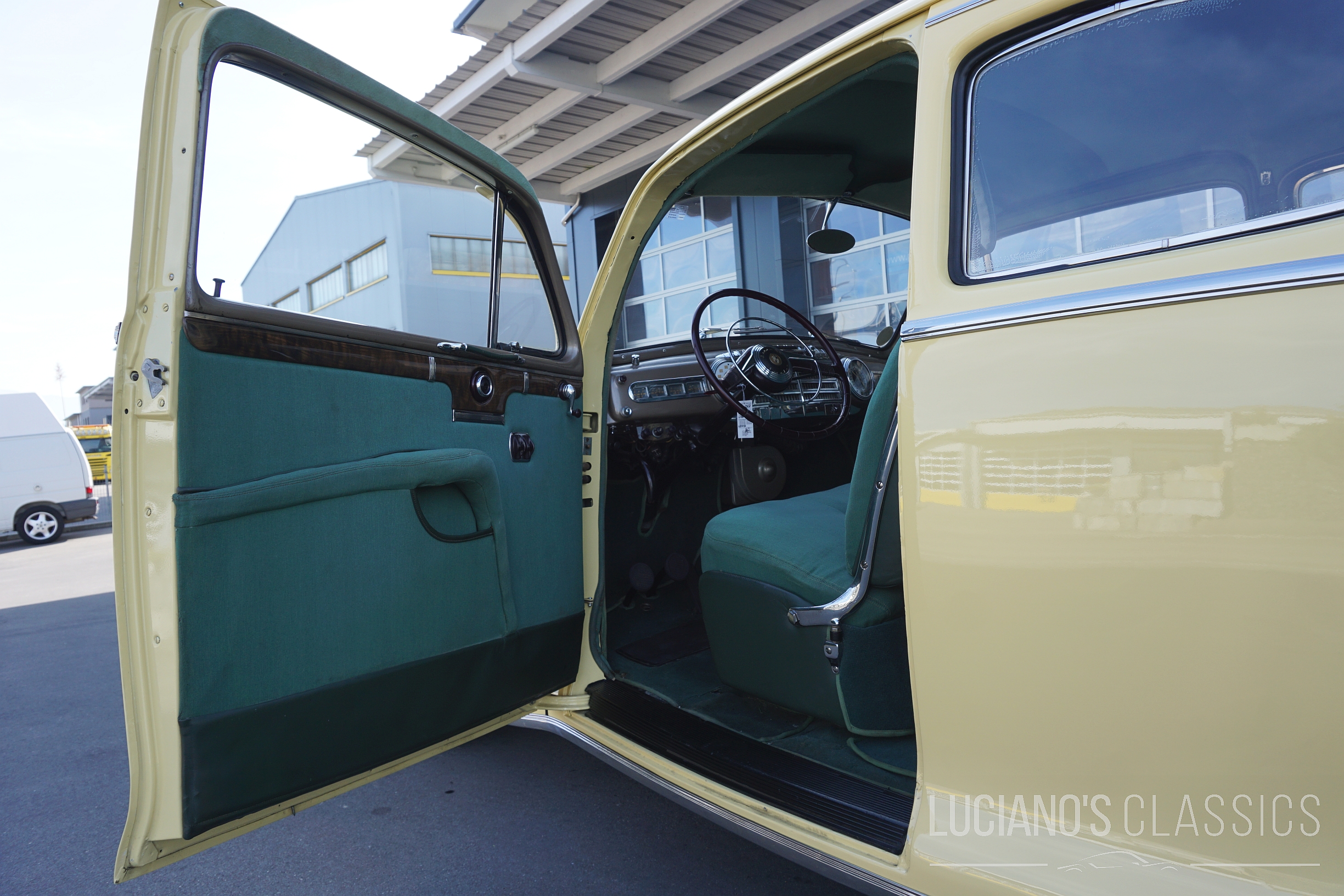 Lincoln Zephyr Series 76H Club Coupe