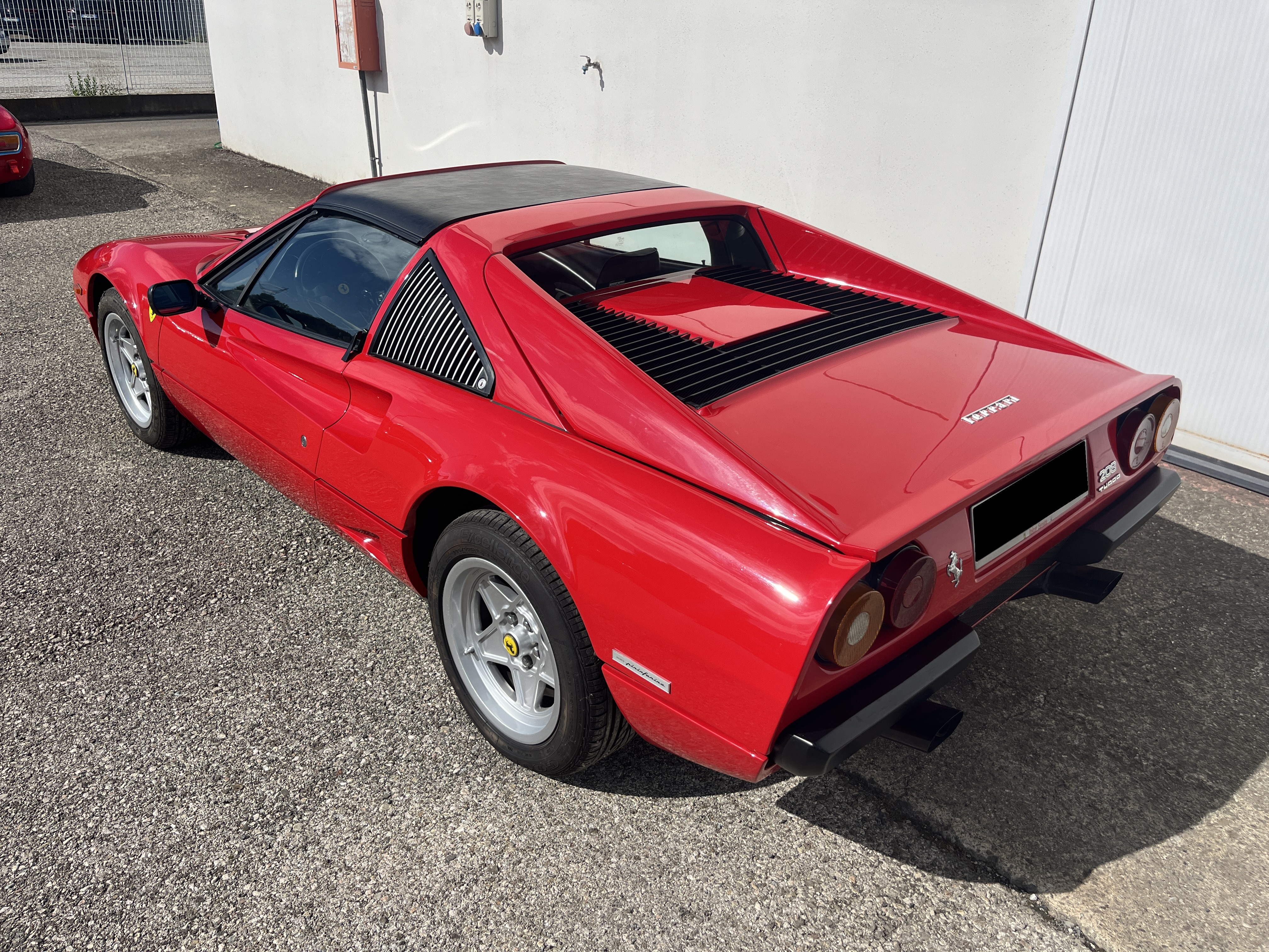 Ferrari 208 GTS Turbo