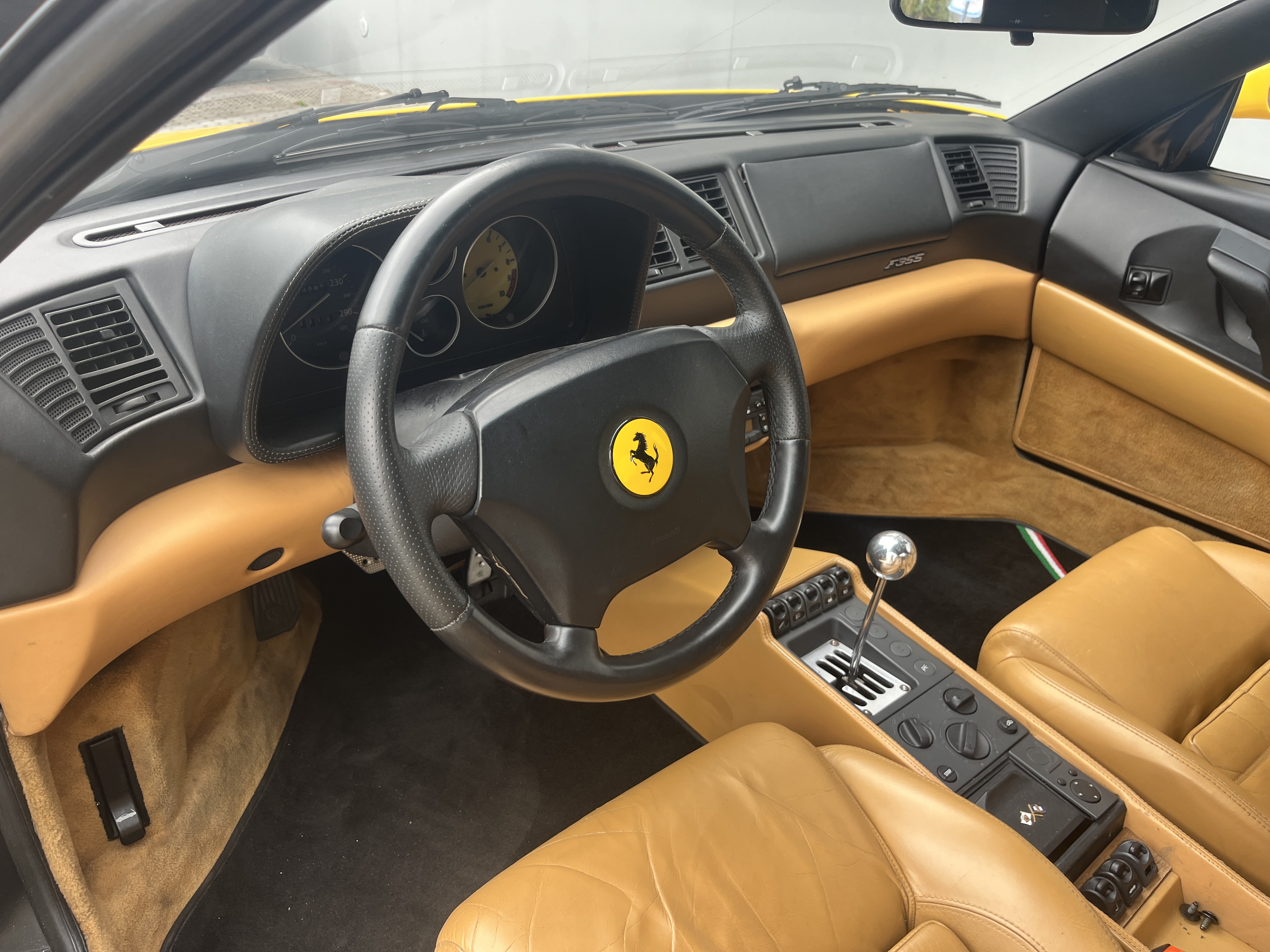 Ferrari F355 Spider Manuale