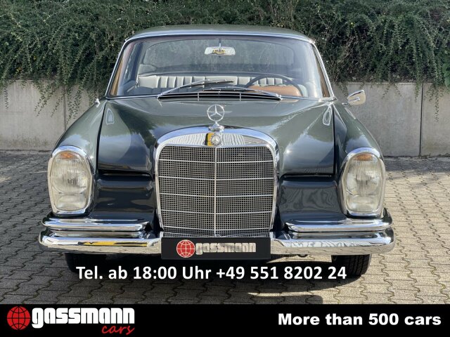 Mercedes Benz 220 SEb W111 Coupe 
