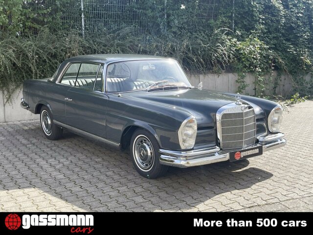 Mercedes Benz 220 SEb W111 Coupe 