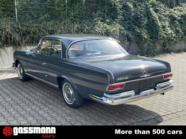 Mercedes Benz 220 SEb W111 Coupe 