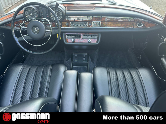 Mercedes Benz 280 SE 3.5 Cabriolet W111 