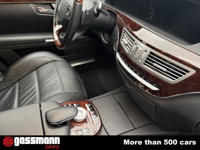 Mercedes Benz S 63 AMG Limousine - W221 