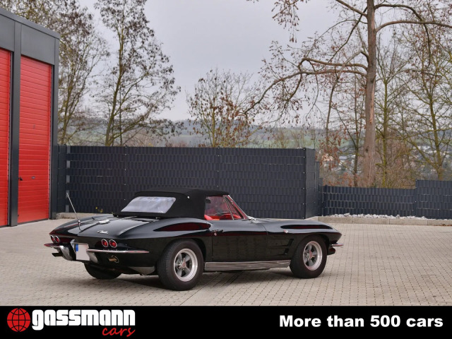 Chevrolet Corvette C2 Sting Ray Cabrio mit Hardtop 
