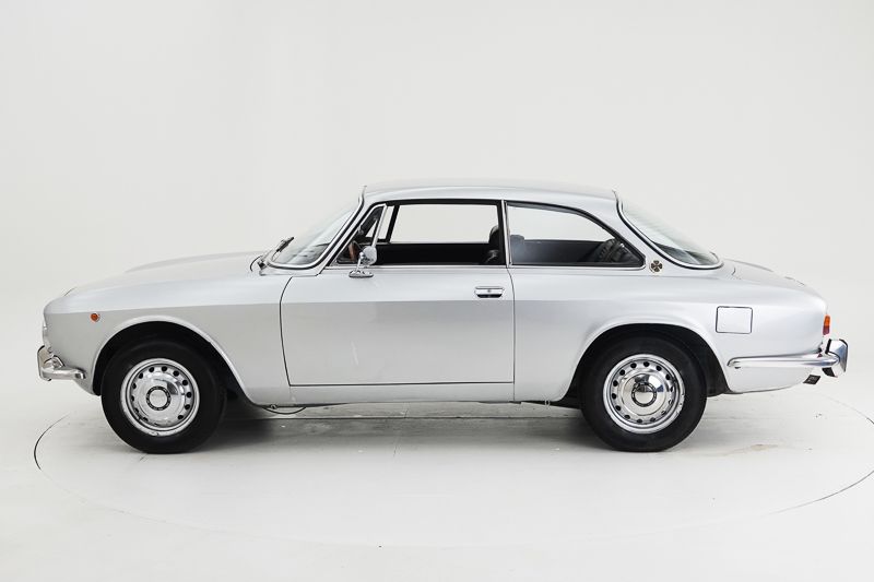 Alfa Romeo GTV 1750 \'71 