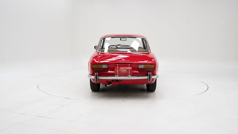 Alfa Romeo 2000 GT Veloce \'74 