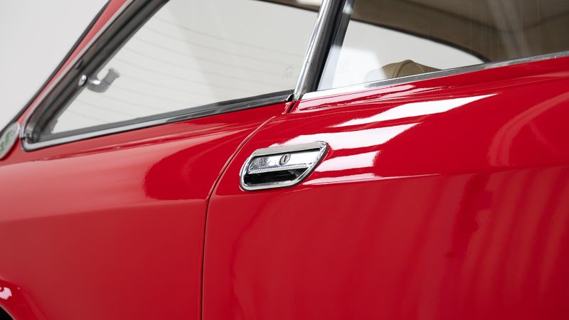 Alfa Romeo 2000 GT Veloce \'74 