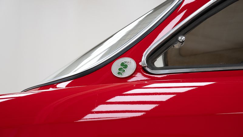 Alfa Romeo 2000 GT Veloce \'74 