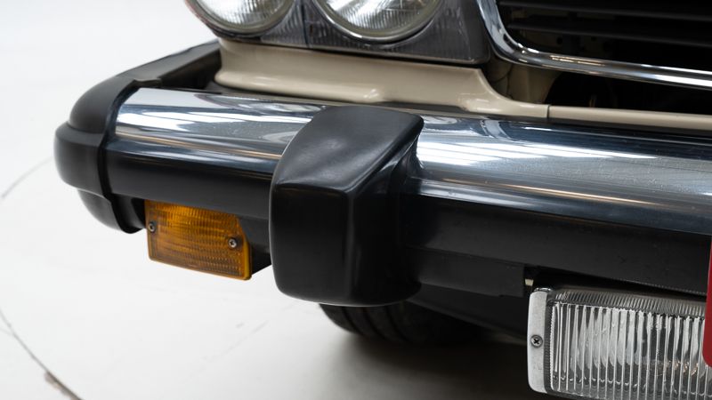 Mercedes Benz 380 SL + hardtop \'82 