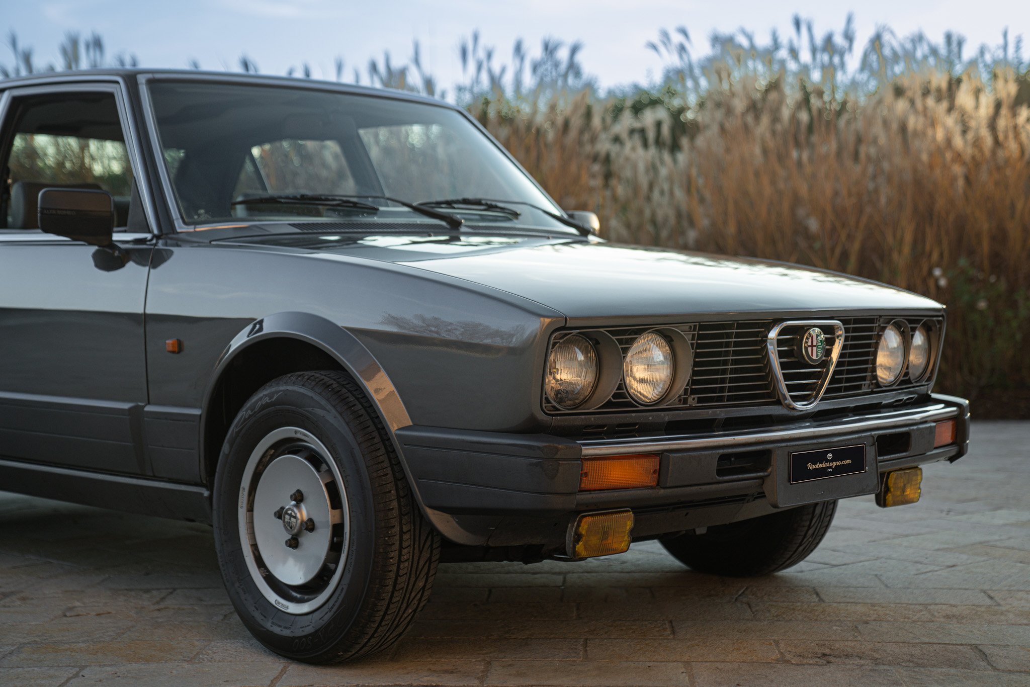 Alfa Romeo ALFETTA INIEZIONE QUADRIFOGLIO ORO 