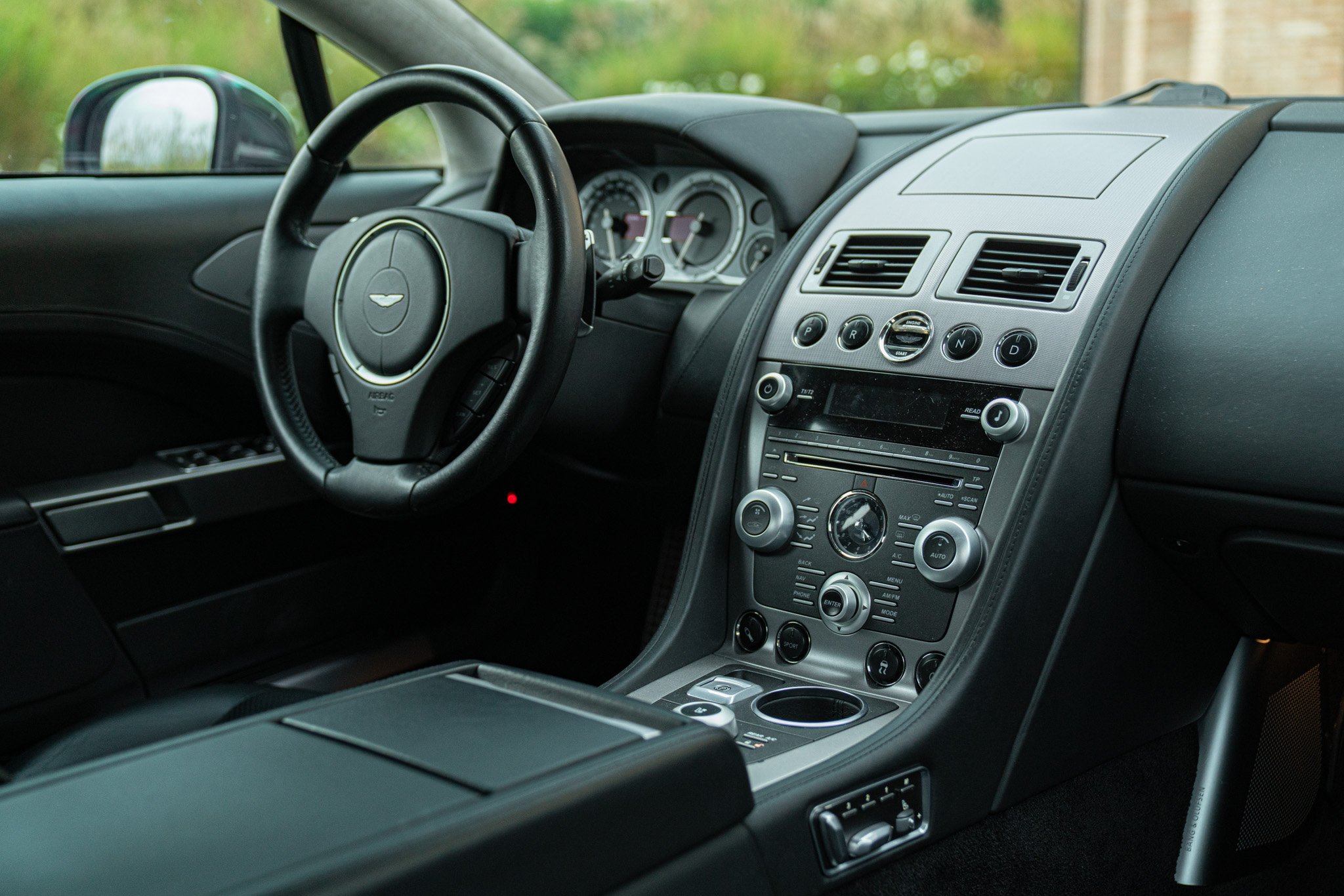 Aston Martin RAPIDE 