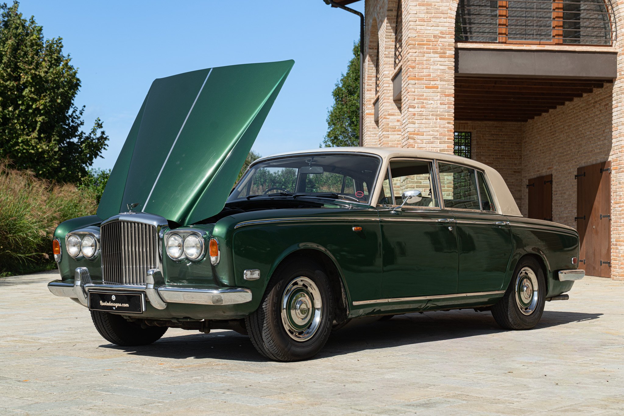 Bentley T1 