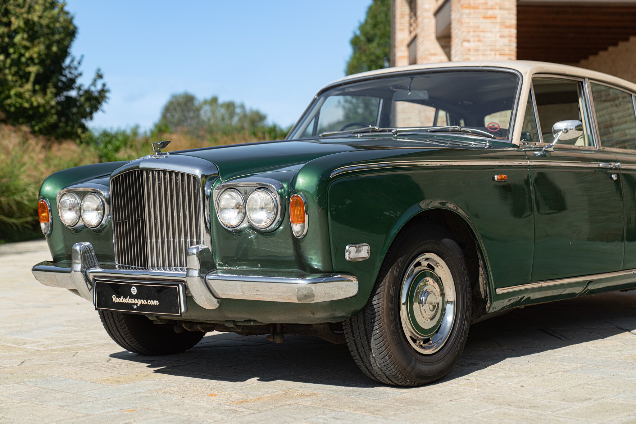 Bentley T1 