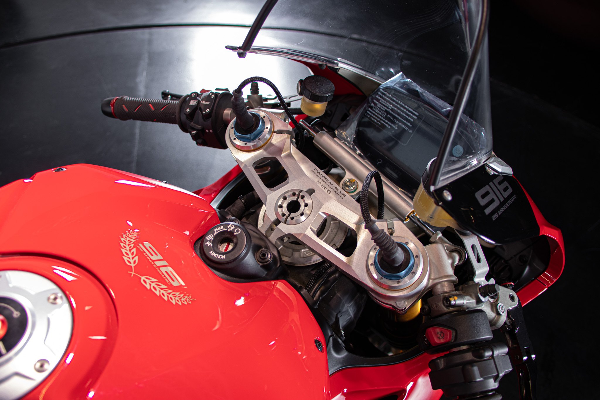 Ducati PANIGALE V4 25°ANNIVERSARIO 916 