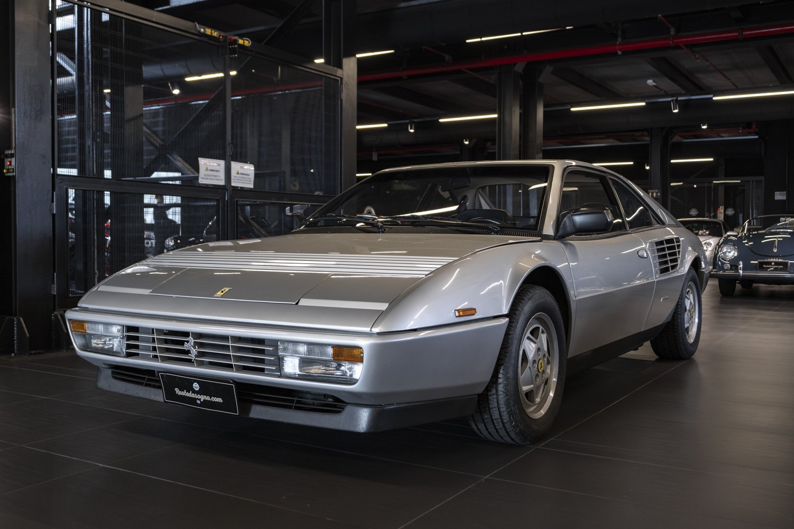 Ferrari MONDIAL 3.2 