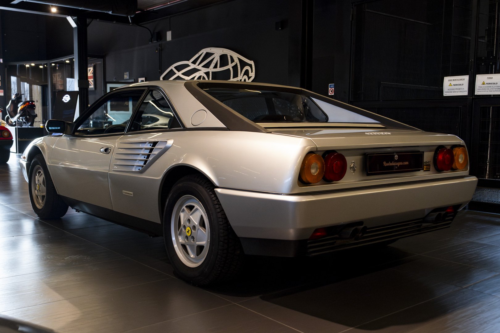 Ferrari MONDIAL 3.2 
