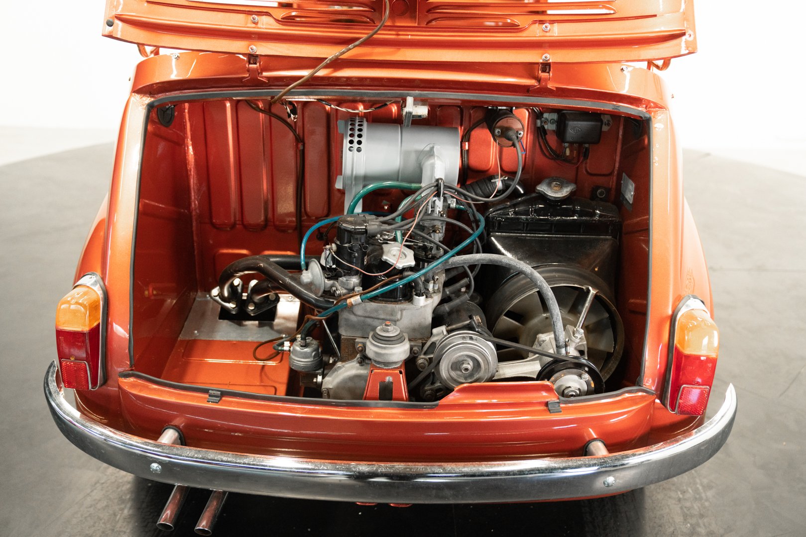 Fiat 600 \"Maggiolina\" by Francis Lombardi 