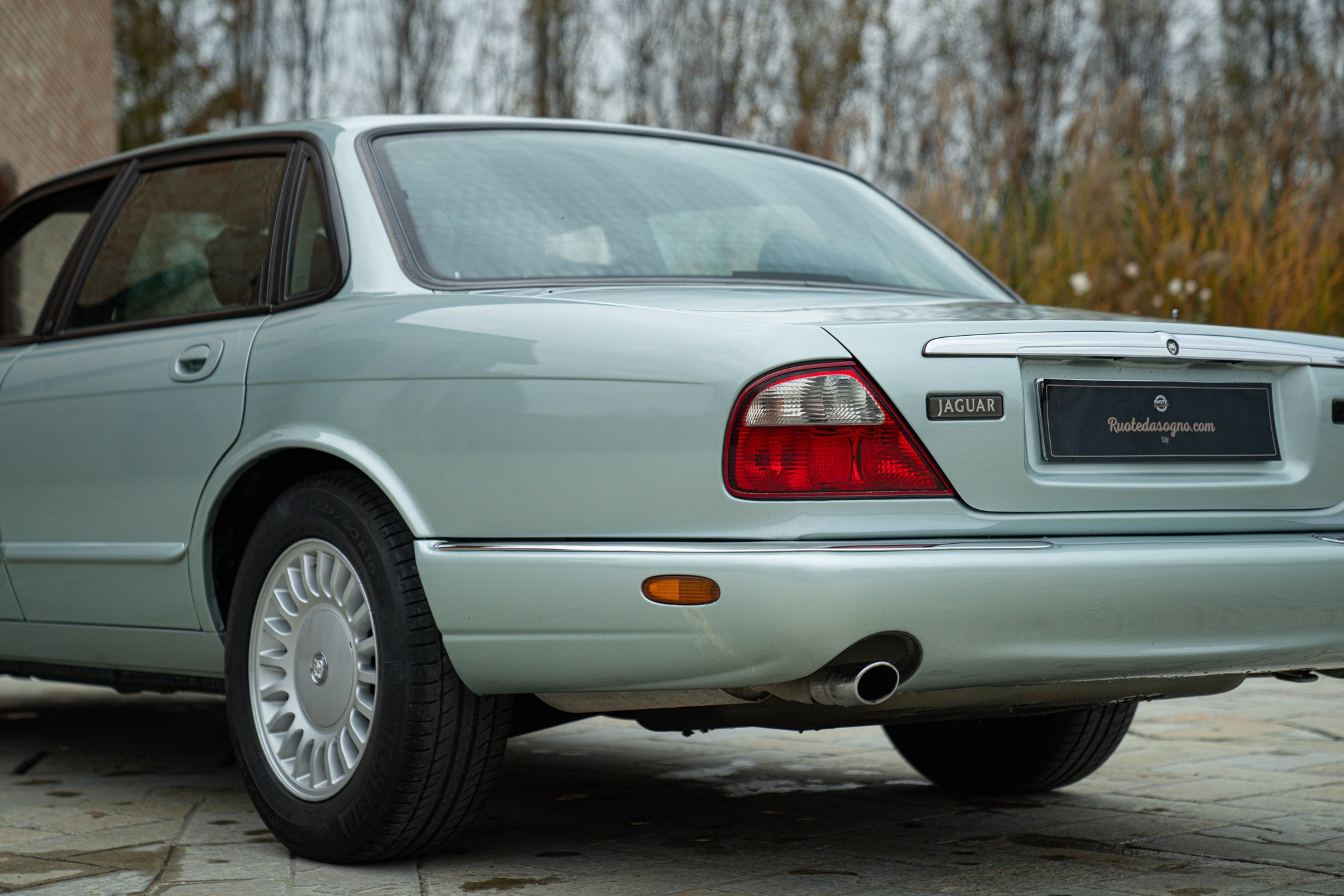 Jaguar XJ8 3.2 