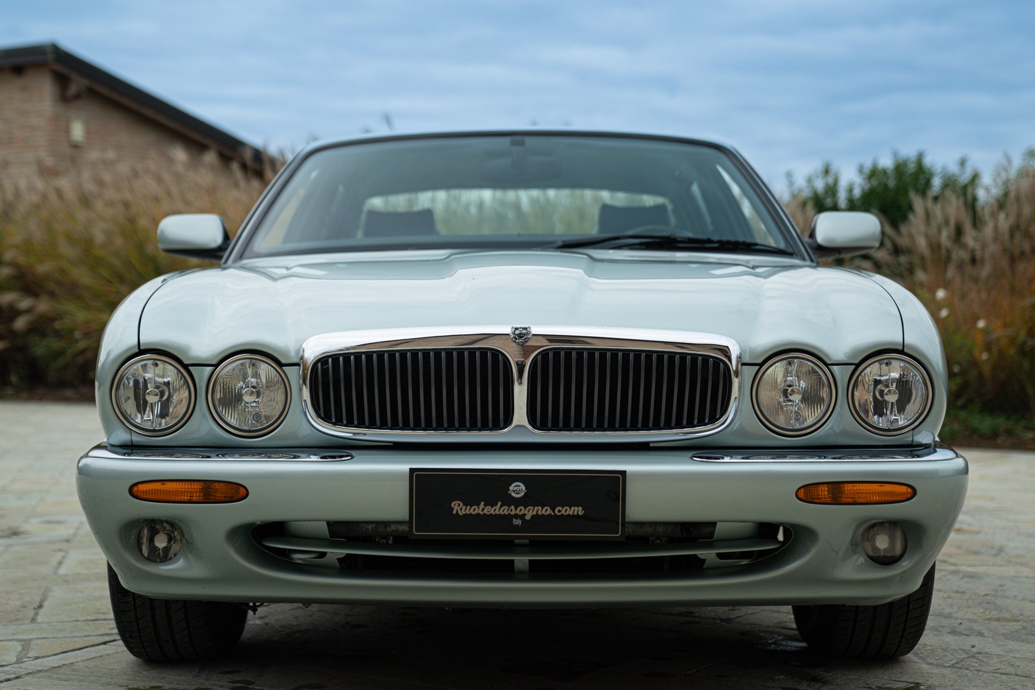 Jaguar XJ8 3.2 