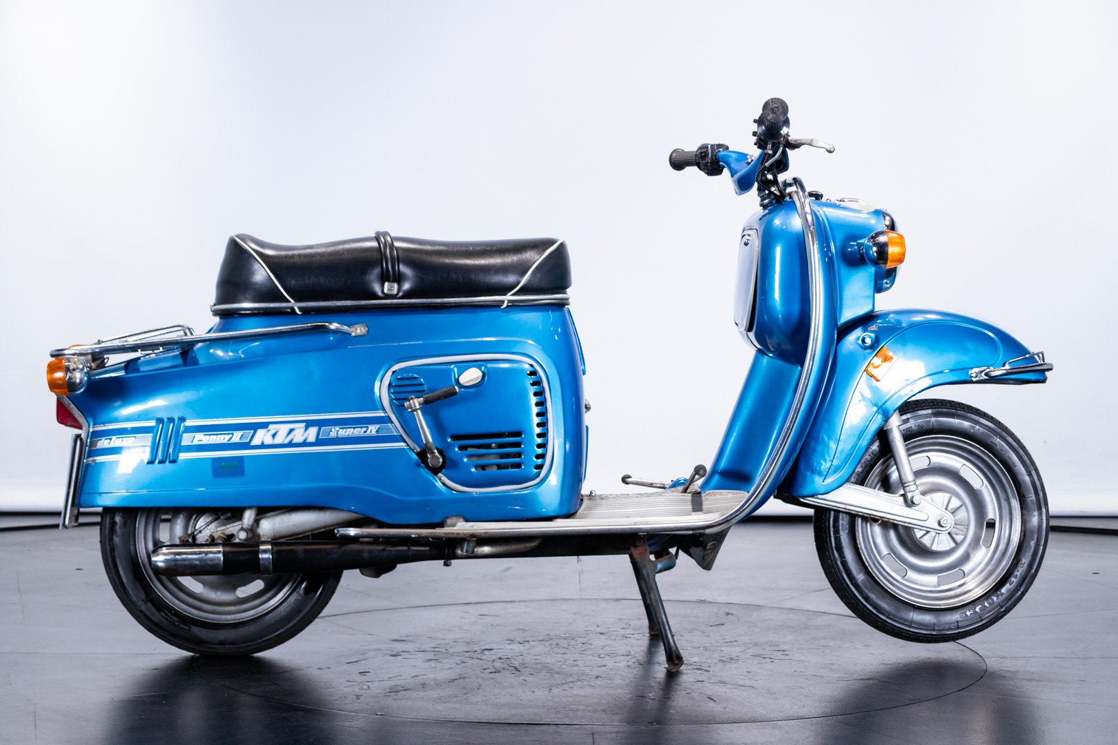 KTM PONNY II SUPER IV DELUXE SCOOTER 