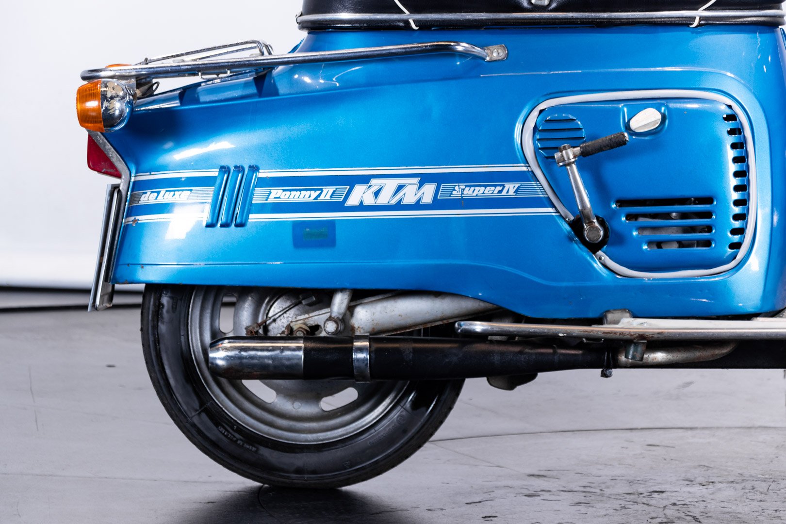 KTM PONNY II SUPER IV DELUXE SCOOTER 