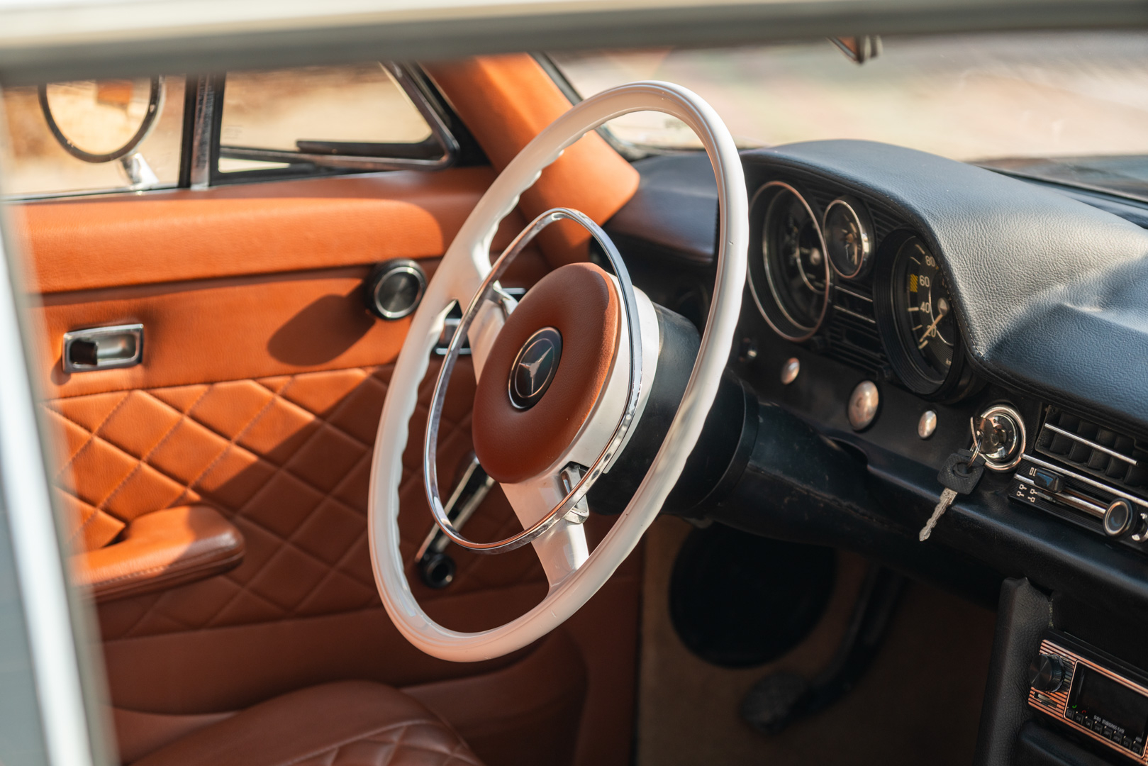 Mercedes Benz 250 CE 