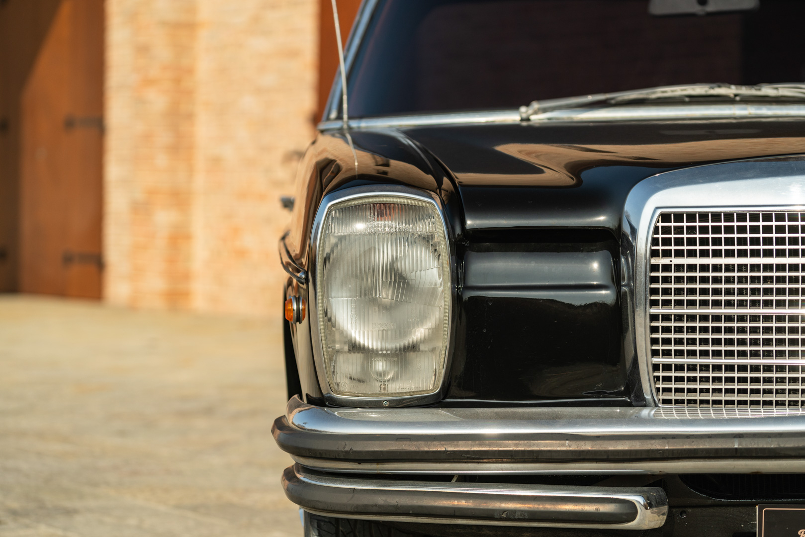 Mercedes Benz 250 CE 