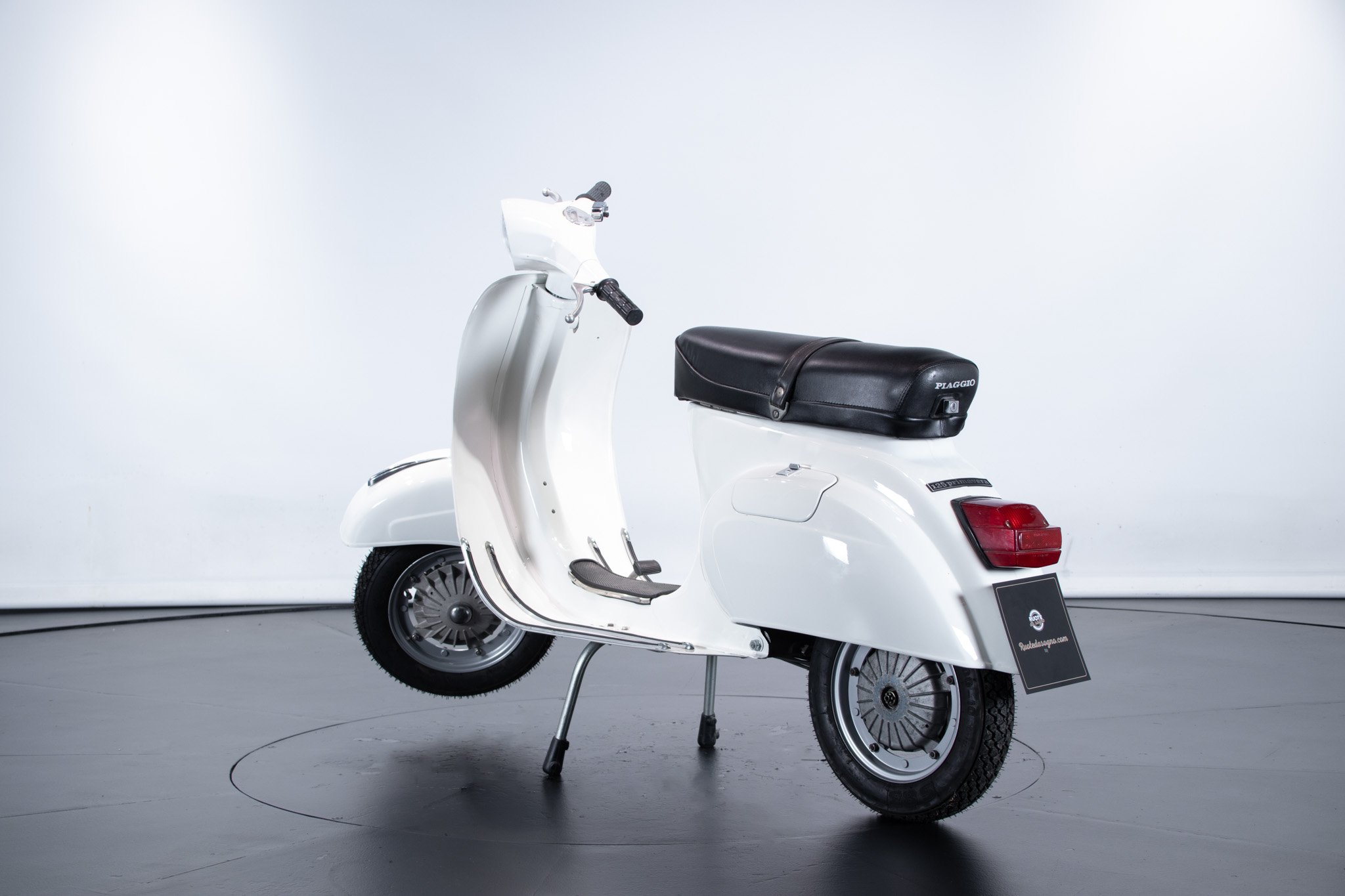 Piaggio VESPA 125 PRIMAVERA         