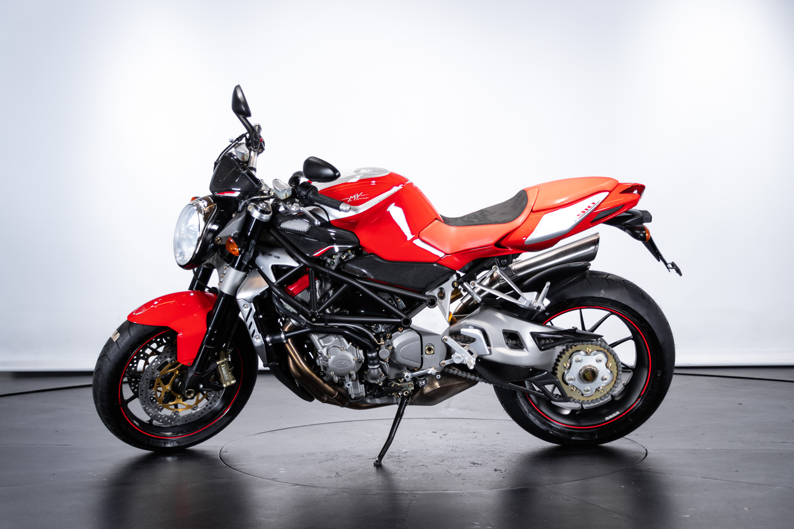 MV Agusta BRUTALE 910 R CORSE TITANIUM n°3/33 