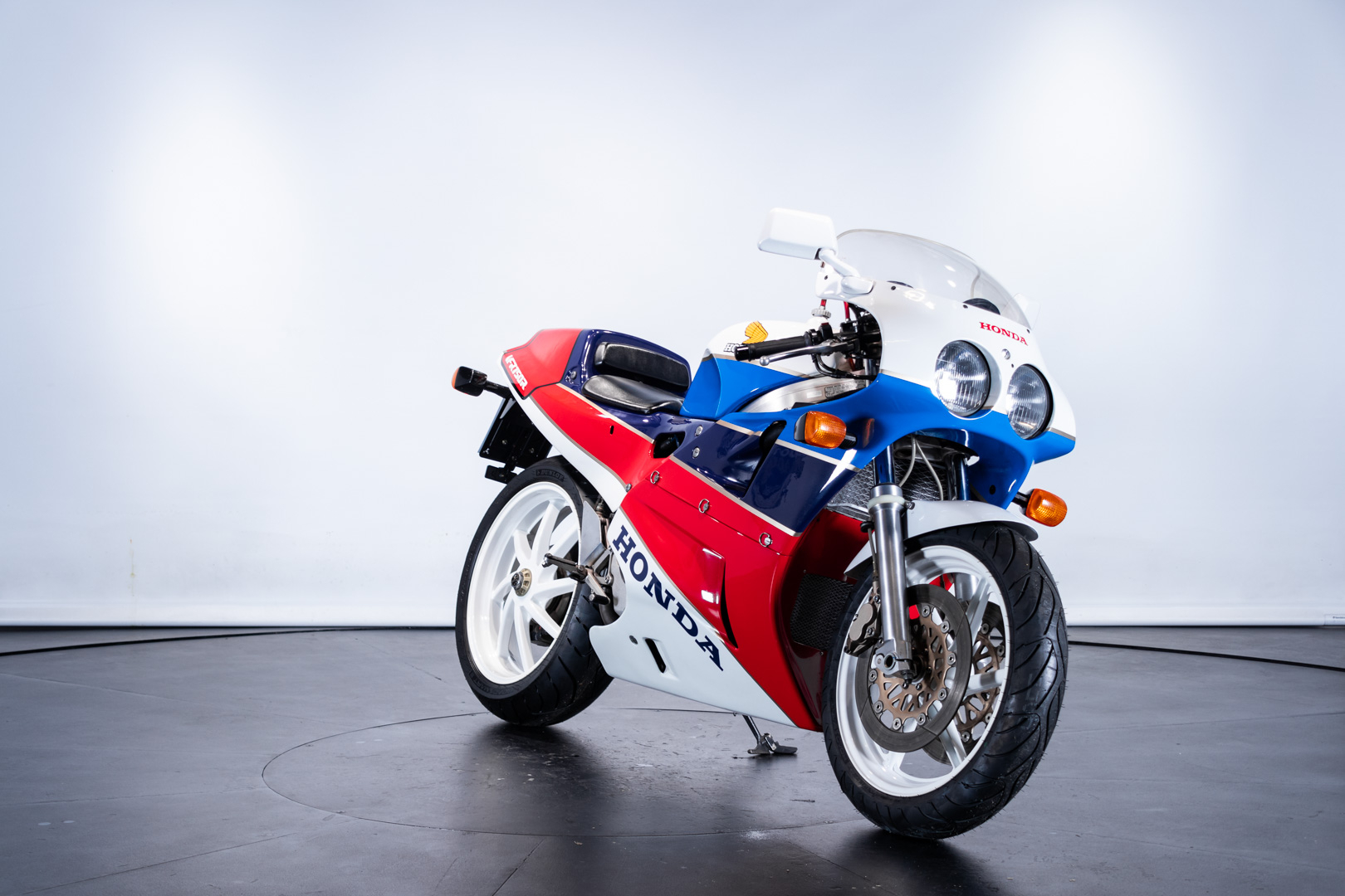 Honda HONDA VFR 750 R (RC30) ALA ORO   