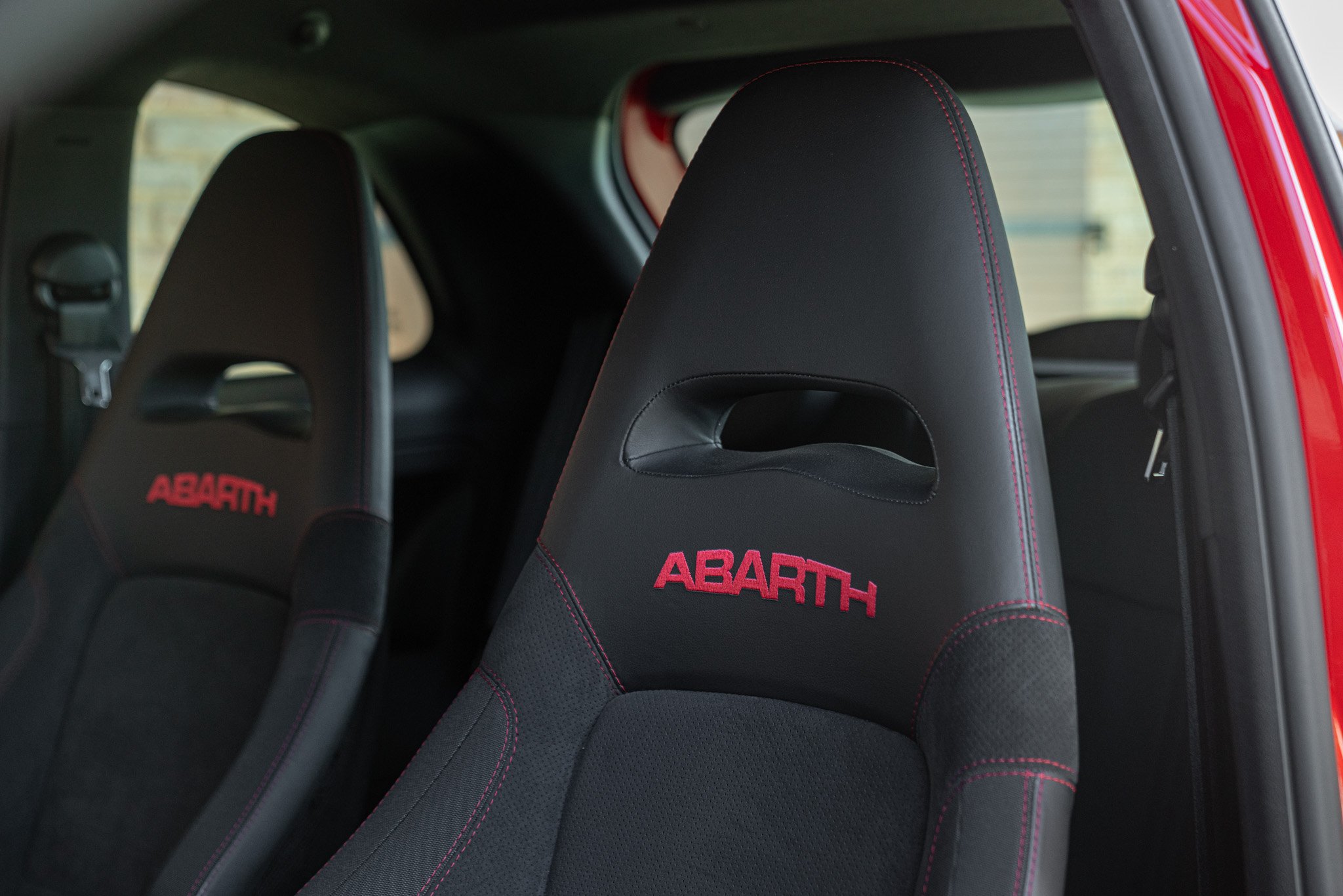 Abarth 695 TRIBUTO FERRARI 