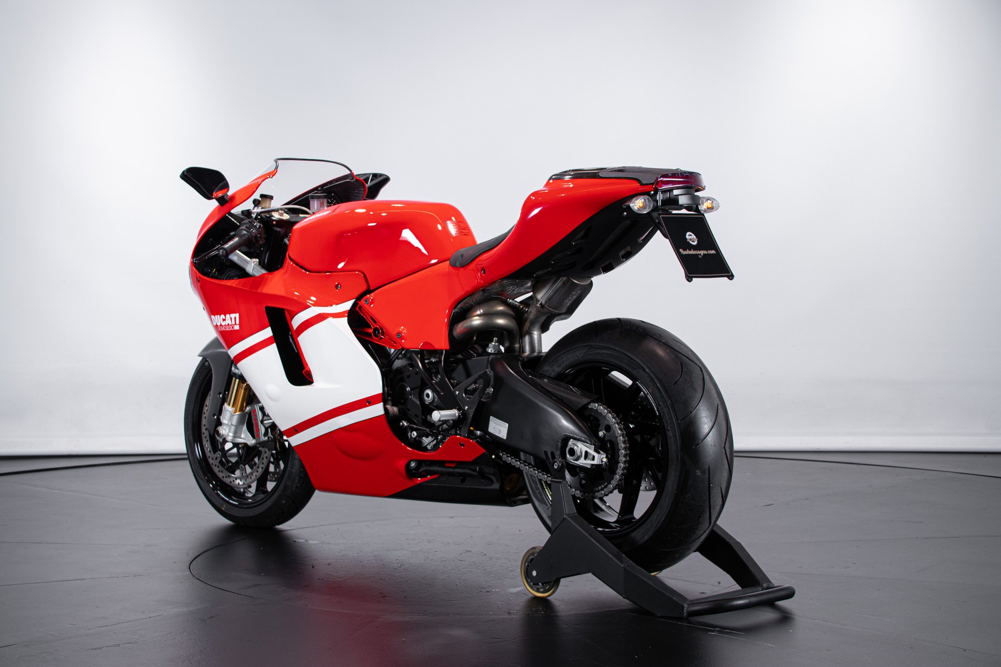 Ducati DESMOSEDICI RR 