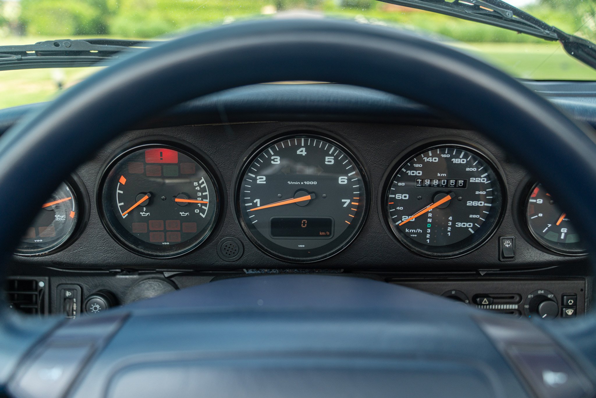 Porsche 964 (911) CARRERA 2 CABRIOLET 