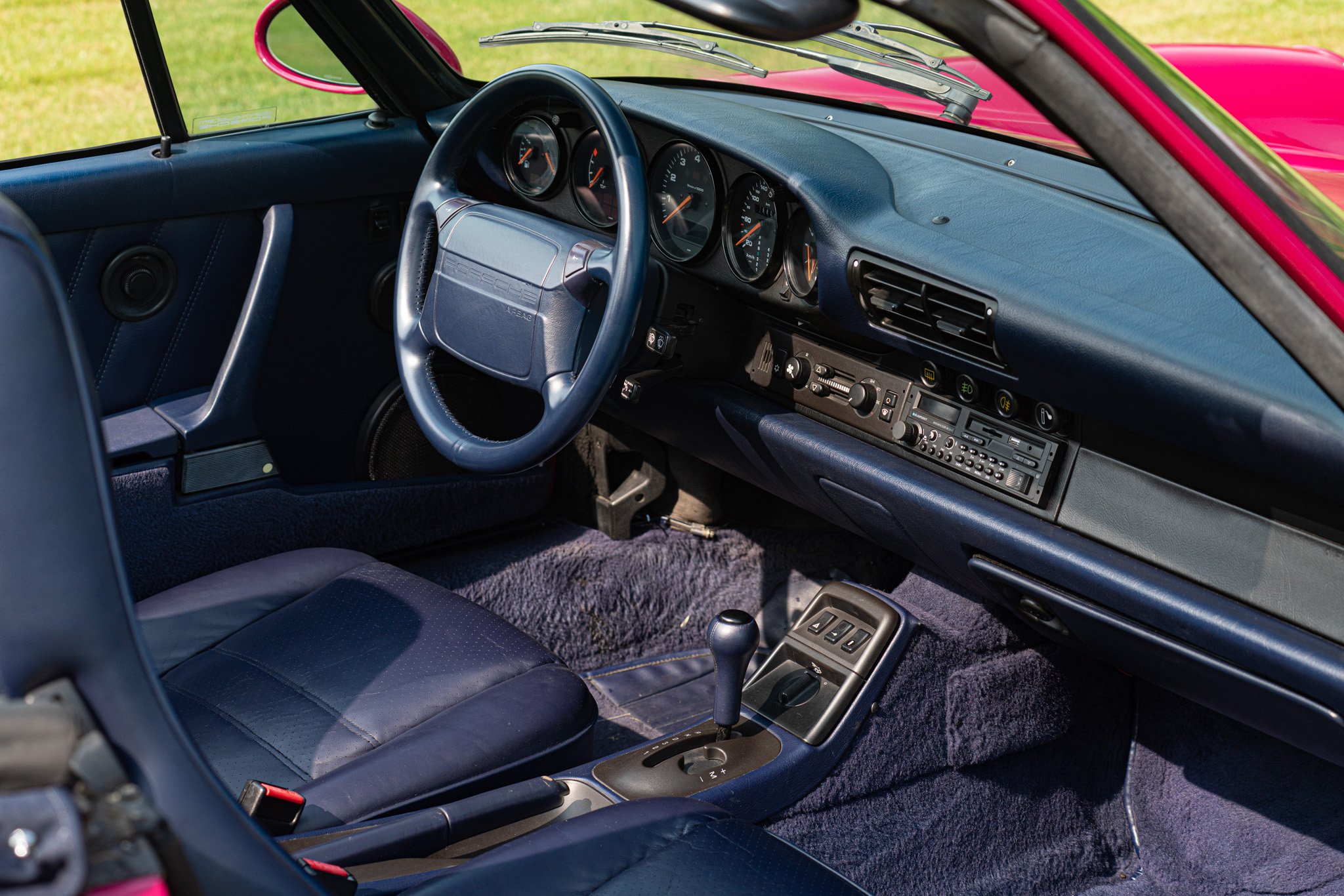 Porsche 964 (911) CARRERA 2 CABRIOLET 