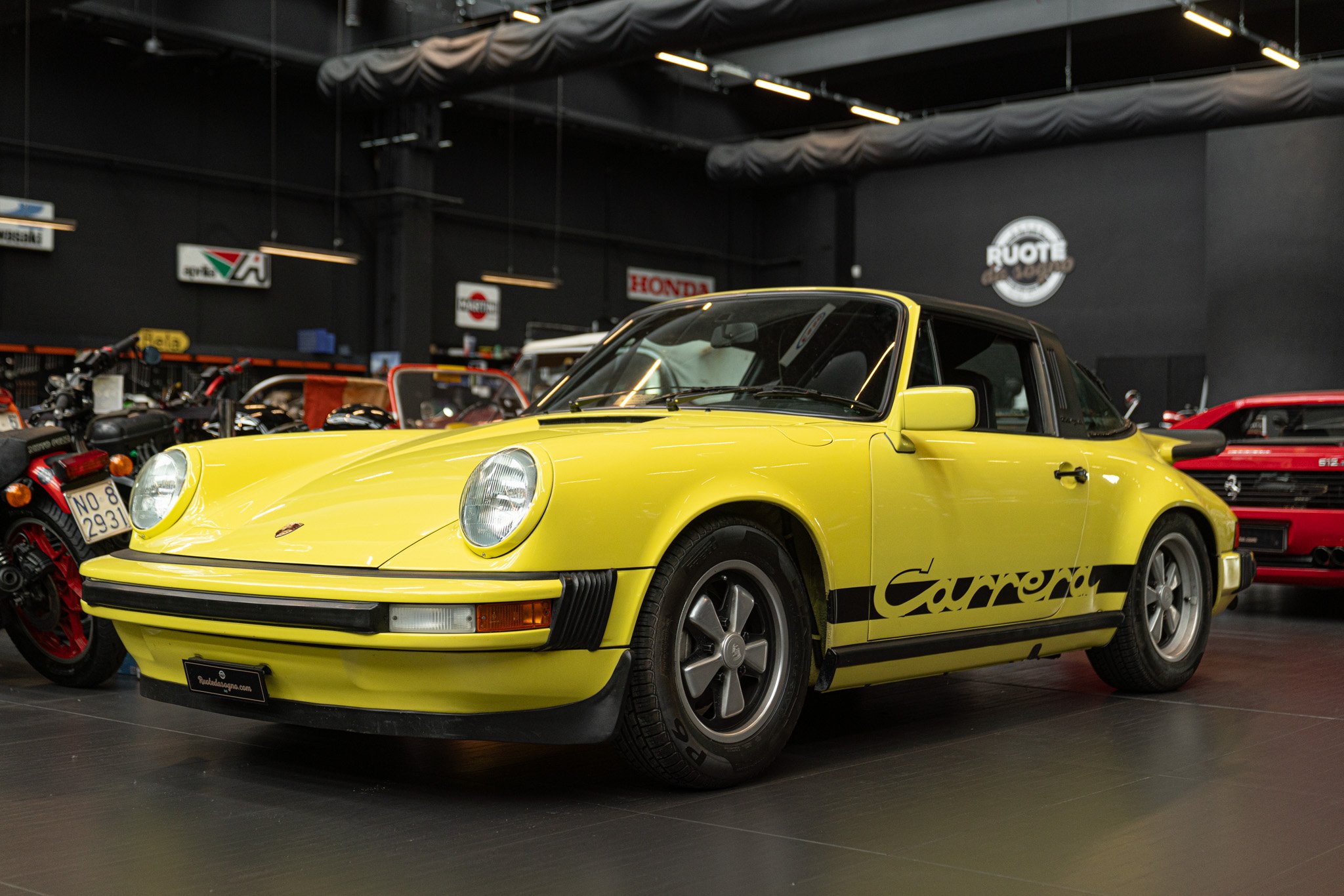 Porsche 911 CARRERA 2.7 SC TARGA 