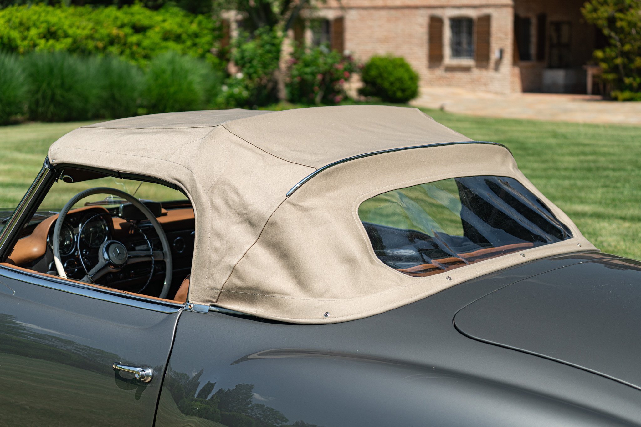 Mercedes Benz 190 SL 
