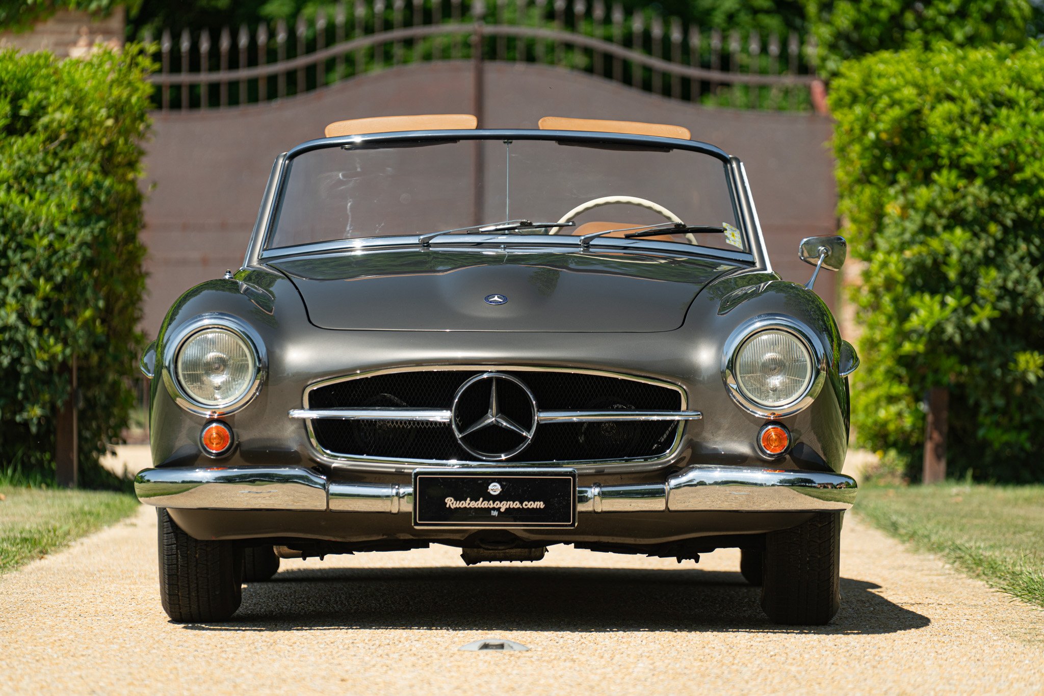 Mercedes Benz 190 SL 