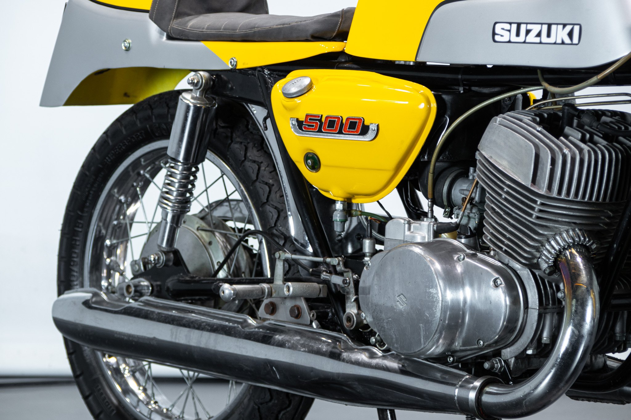 Suzuki TITAN 500 