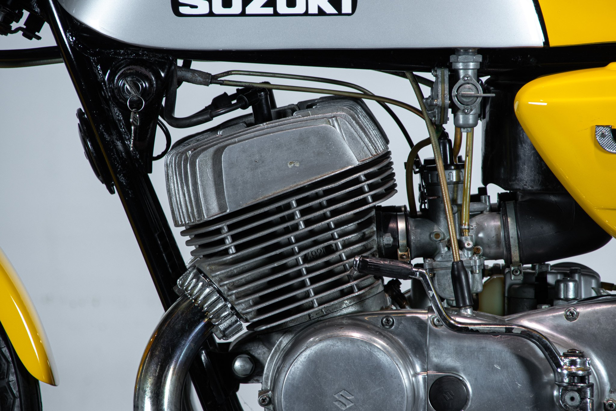 Suzuki TITAN 500 