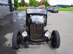 Ford V8 Roadster Hotrod
