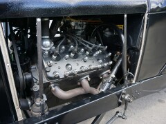Ford V8 Roadster Hotrod