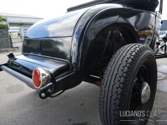Ford V8 Roadster Hotrod