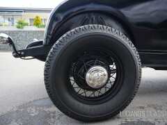 Ford V8 Roadster Hotrod
