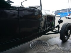 Ford V8 Roadster Hotrod