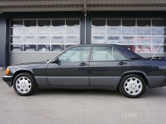 Mercedes Benz  190 E 2.3