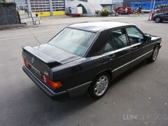 Mercedes Benz  190 E 2.3