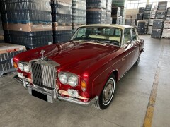 Rolls Royce Corniche 