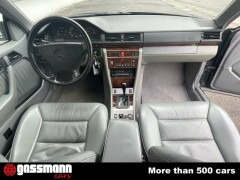 Mercedes Benz E 320 Cabrio A124 
