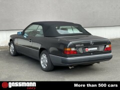 Mercedes Benz E 320 Cabrio A124 